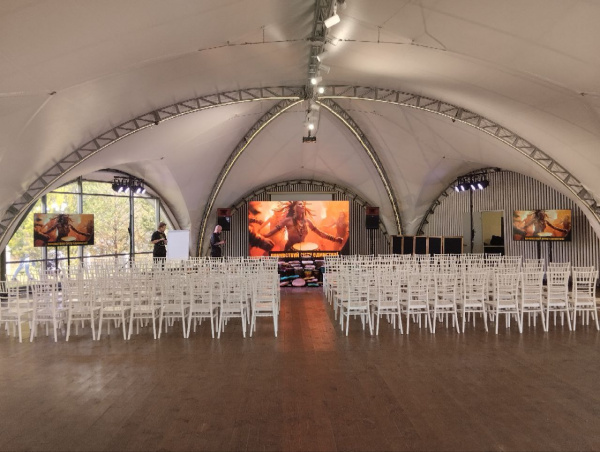 Светодиодный экран в аренду - 2мм (Р2) 3.5х2м