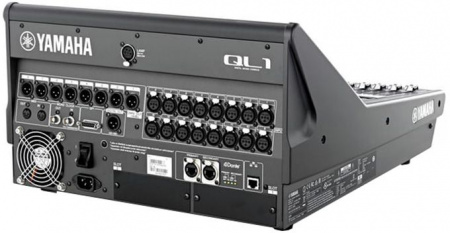 Цифровой микшерный пульт Yamaha QL1