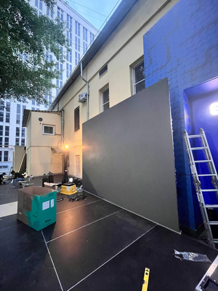 Светодиодный экран в аренду 2мм (Р2) 4х3м (для улицы)