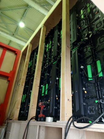 Светодиодный экран в аренду 3мм (Р3) 3х2м