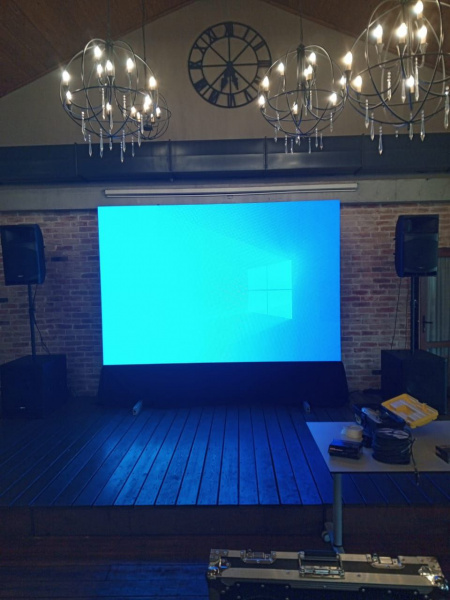 Светодиодный экран в аренду - 2мм (Р2) 3х2м